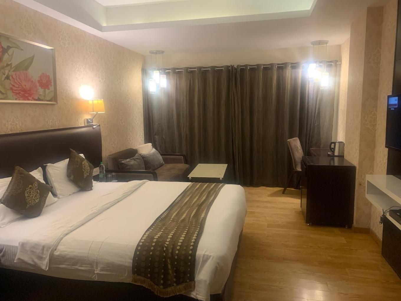 Sipra Nandan Kanan Hotel & Resort מראה חיצוני תמונה