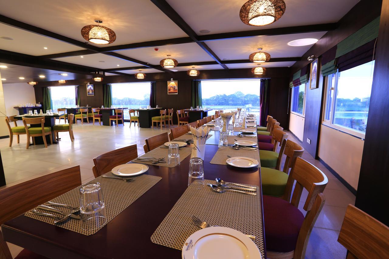 Sipra Nandan Kanan Hotel & Resort מראה חיצוני תמונה