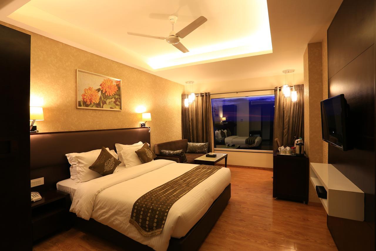 Sipra Nandan Kanan Hotel & Resort מראה חיצוני תמונה